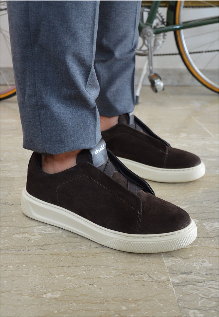 Sneakers slip-on  in camoscio marrone - D-Capri