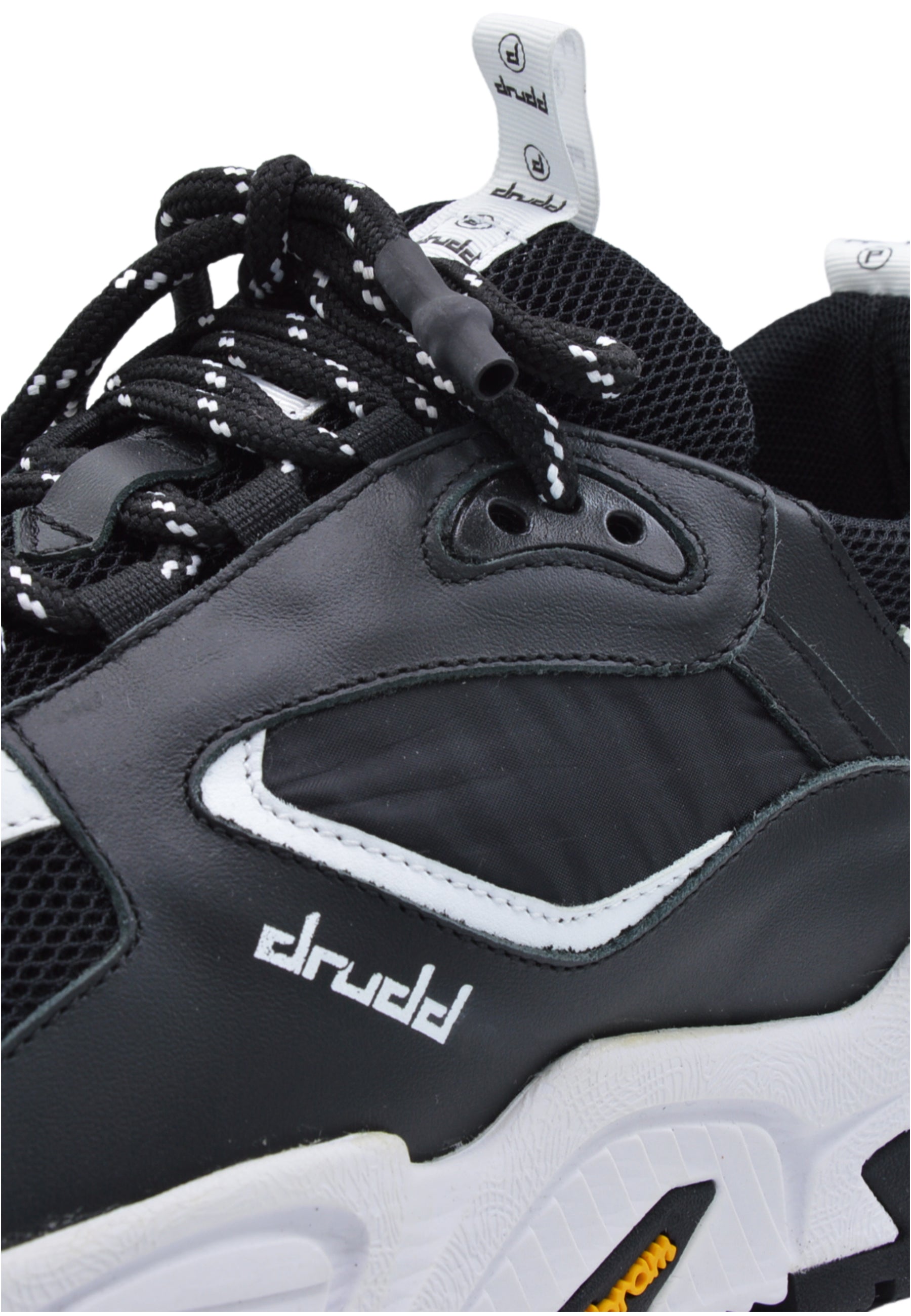 Sneakers Pelle e Tessuto Nero - DR3