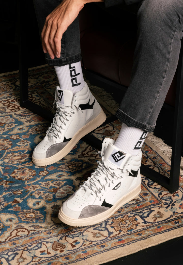 Sneakers alta in pelle  bianca e camoscio nero - D-Forest