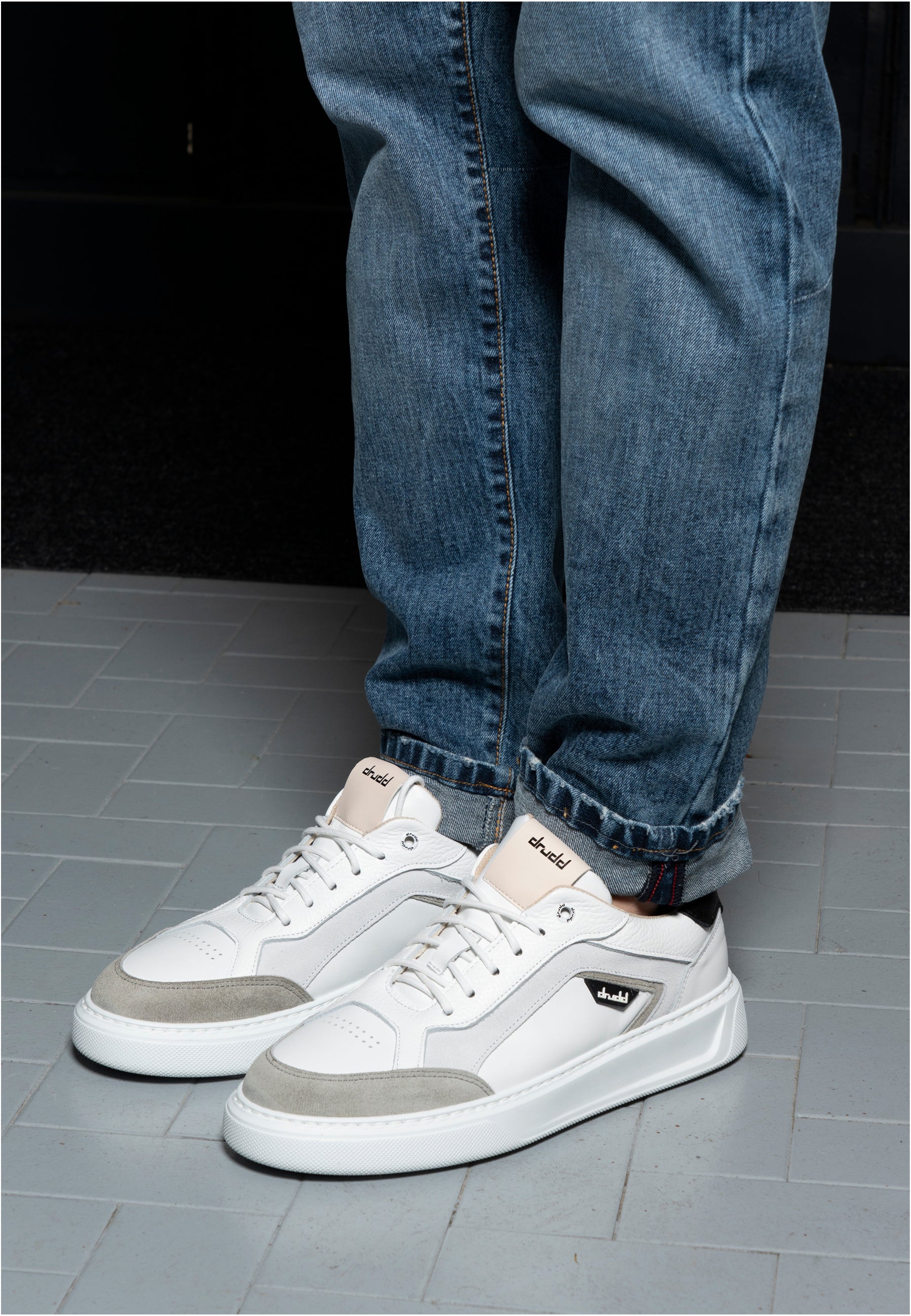Sneakers in pelle bianca e nera - D-Nathan
